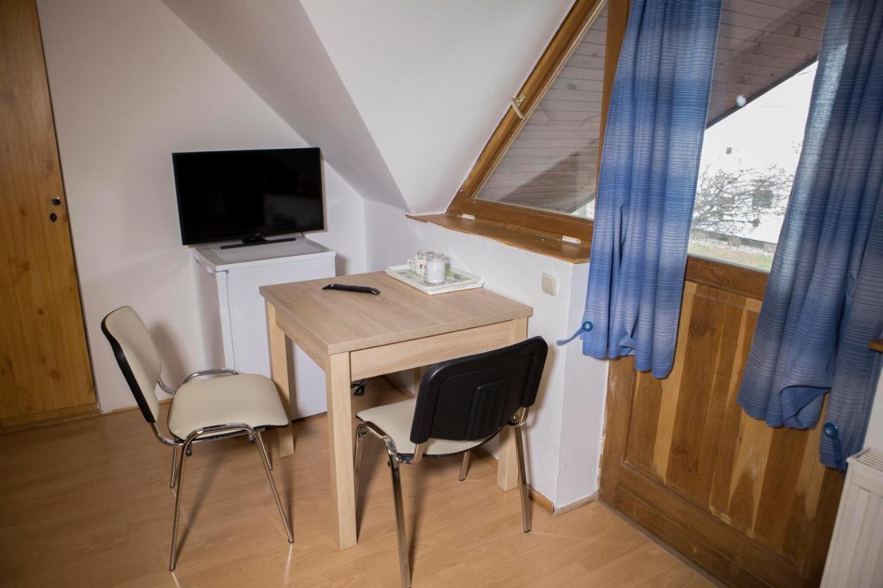 Eva Vendeghaz Guest house *